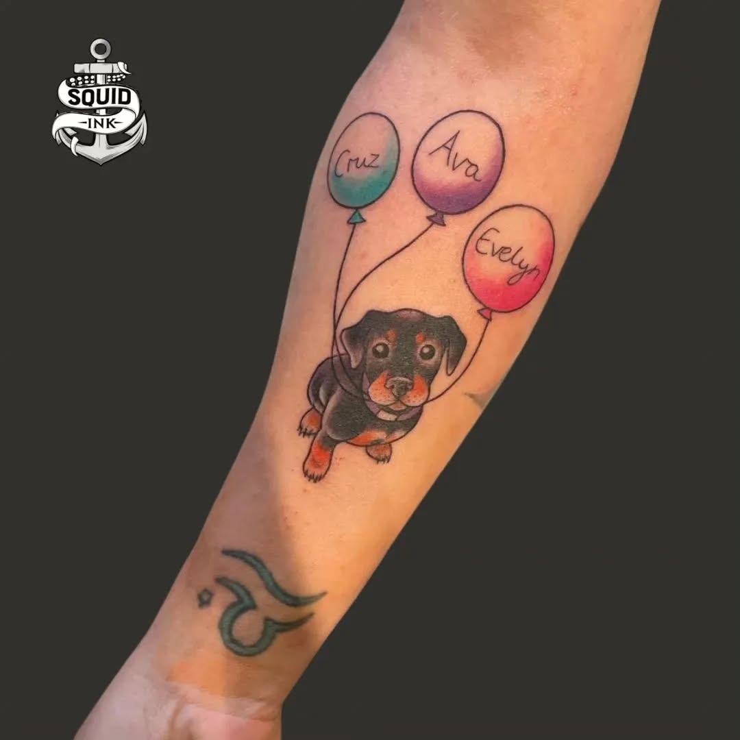 What a cute way to add names to a tattoo. What's your favorite way you've seen for ink for kids' names? Tattoo done by @loumiller_tattoos on @squidink.vv 🙌🙌