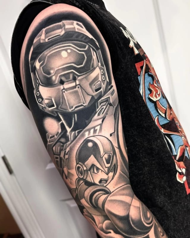 🚨 Whoa! Check out this incredible sleeve from Al Garcia @tattooalgarcia from @staytrueohio in Cleveland, Ohio. What would be on your gamer sleeve???
#repost @